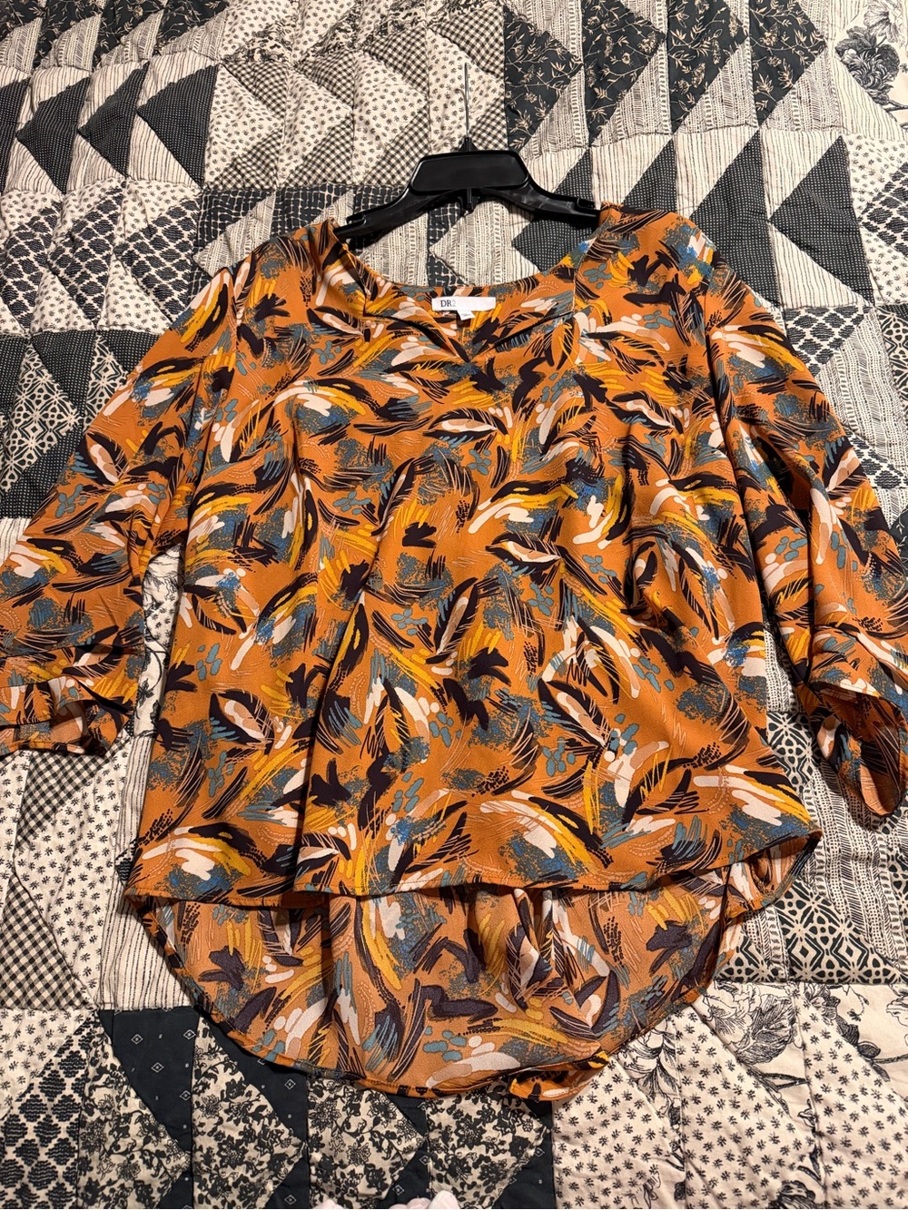 DR2 Rust Multicolor Abstract Leaf Print V-Neck Blouse